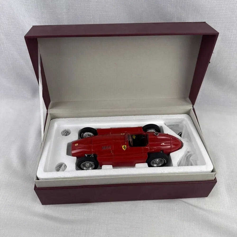 CMC 1:18 1956 Ferrari D50 Red Limited Edition M-180